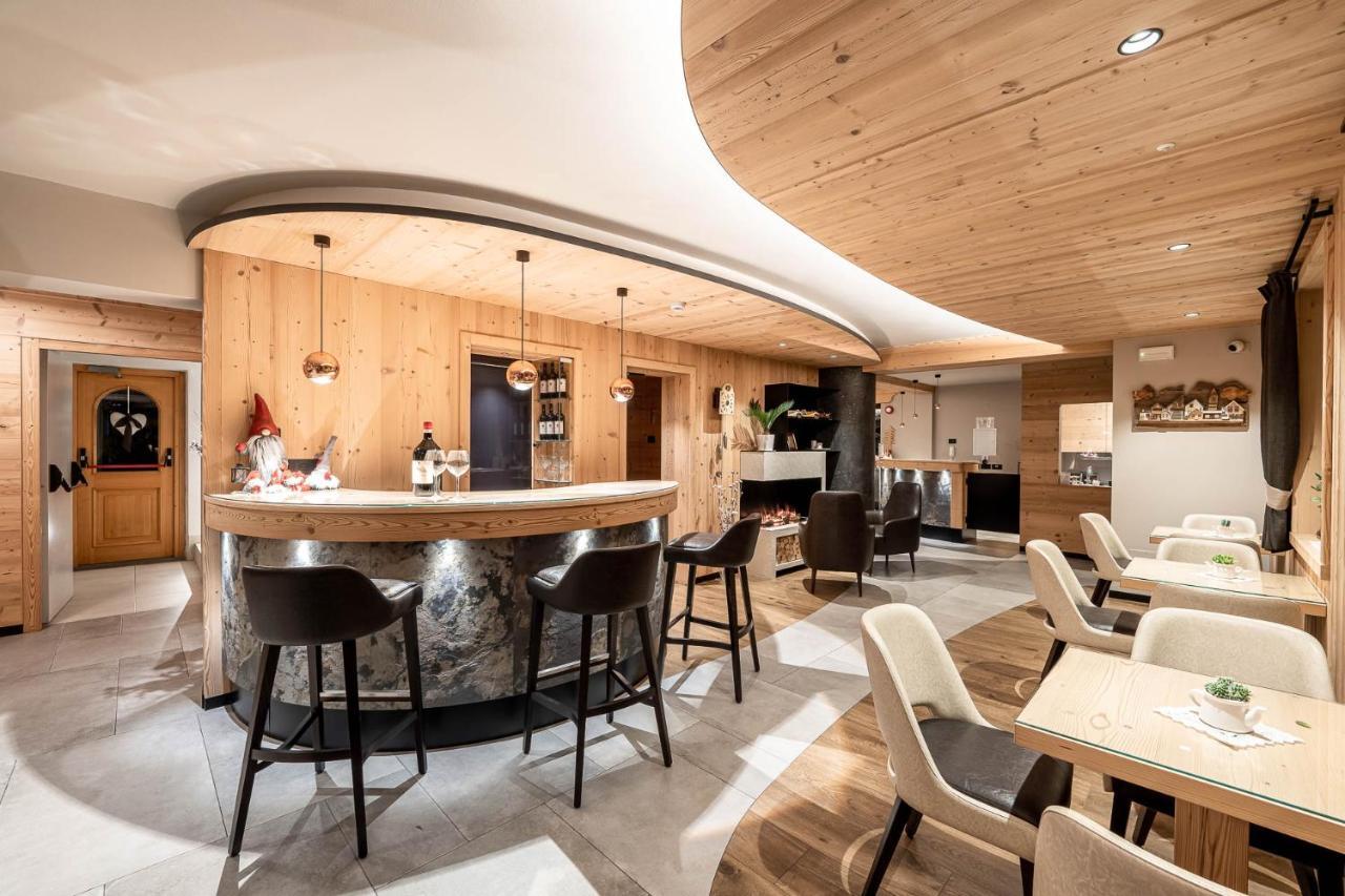 Garni Letizia Bed & Breakfast Campitello di Fassa Dış mekan fotoğraf