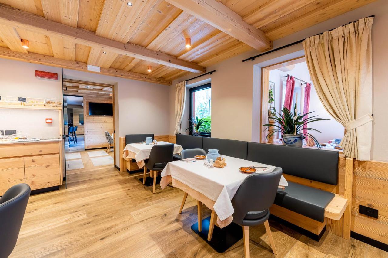 Garni Letizia Bed & Breakfast Campitello di Fassa Dış mekan fotoğraf
