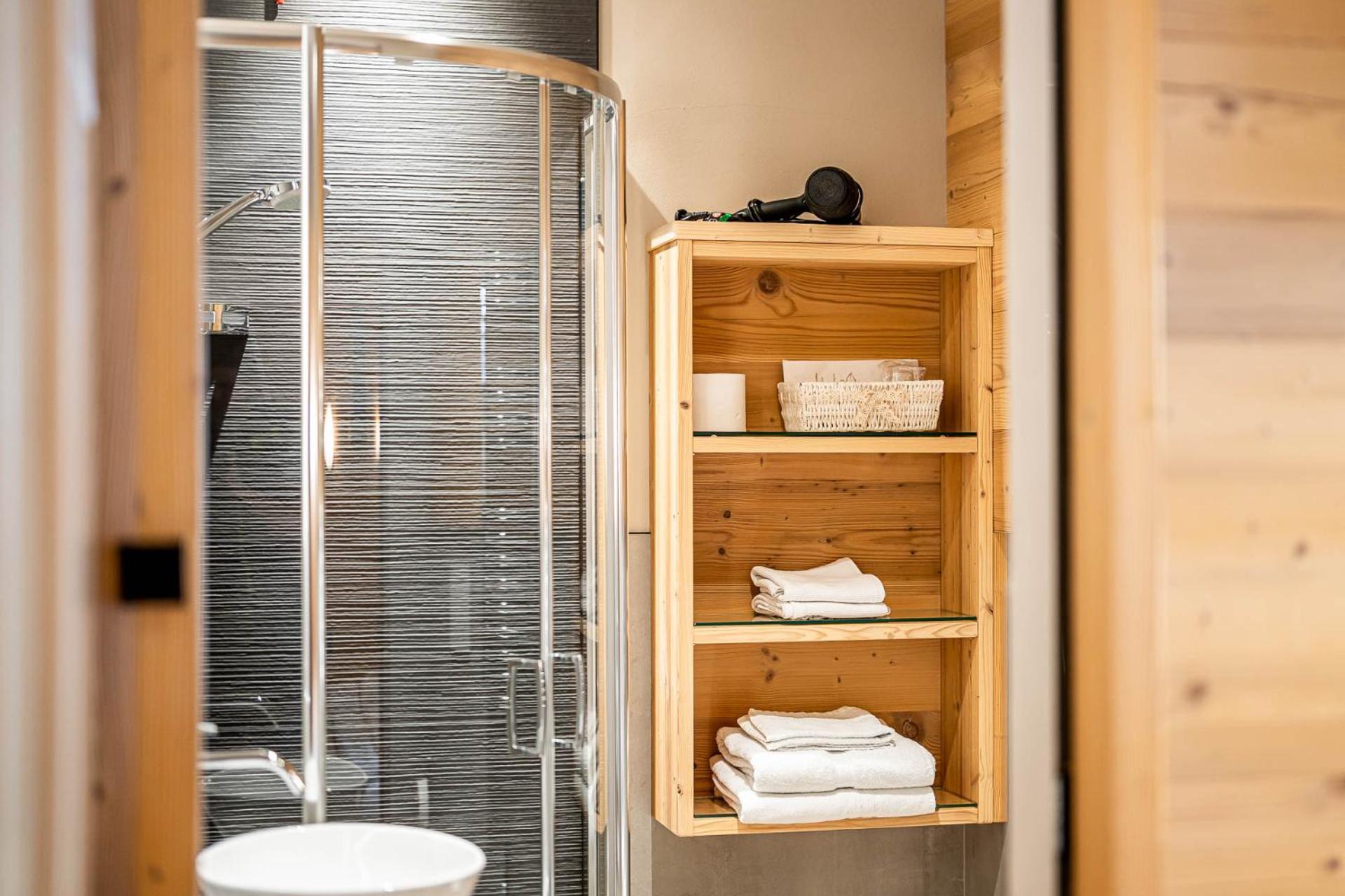 Garni Letizia Bed & Breakfast Campitello di Fassa Dış mekan fotoğraf